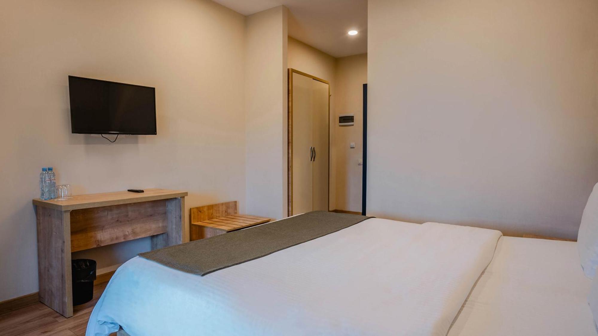 Gudauri Inn Bilik gambar A room at the hotel