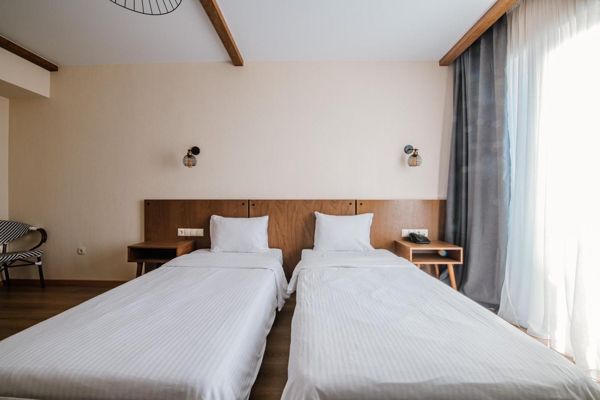 Gudauri Inn Bilik gambar A room at the hotel