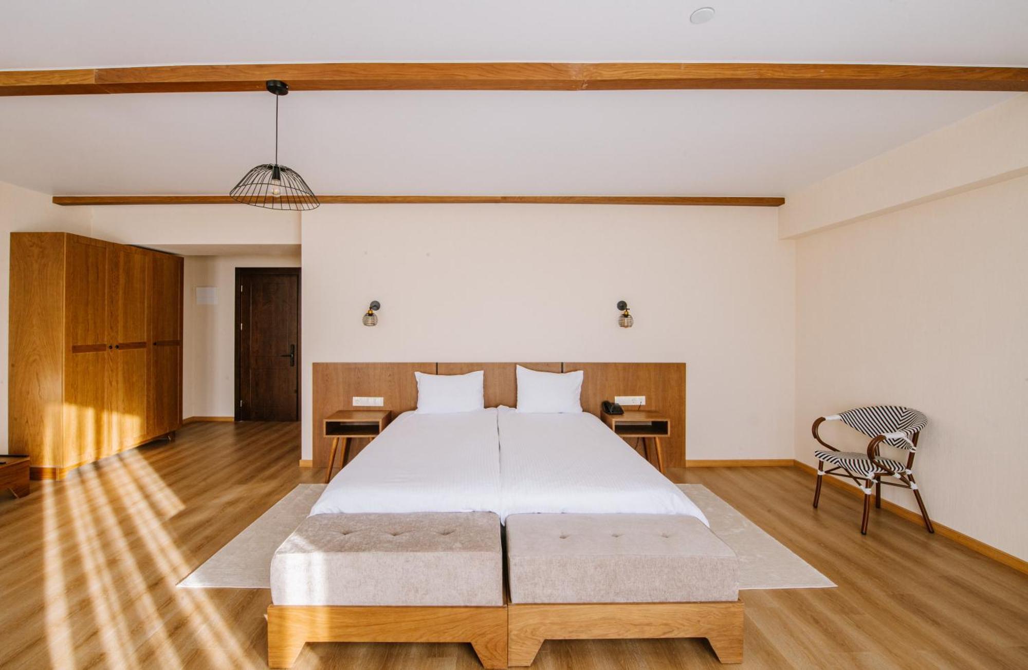 Gudauri Inn Bilik gambar A bedroom at the hotel