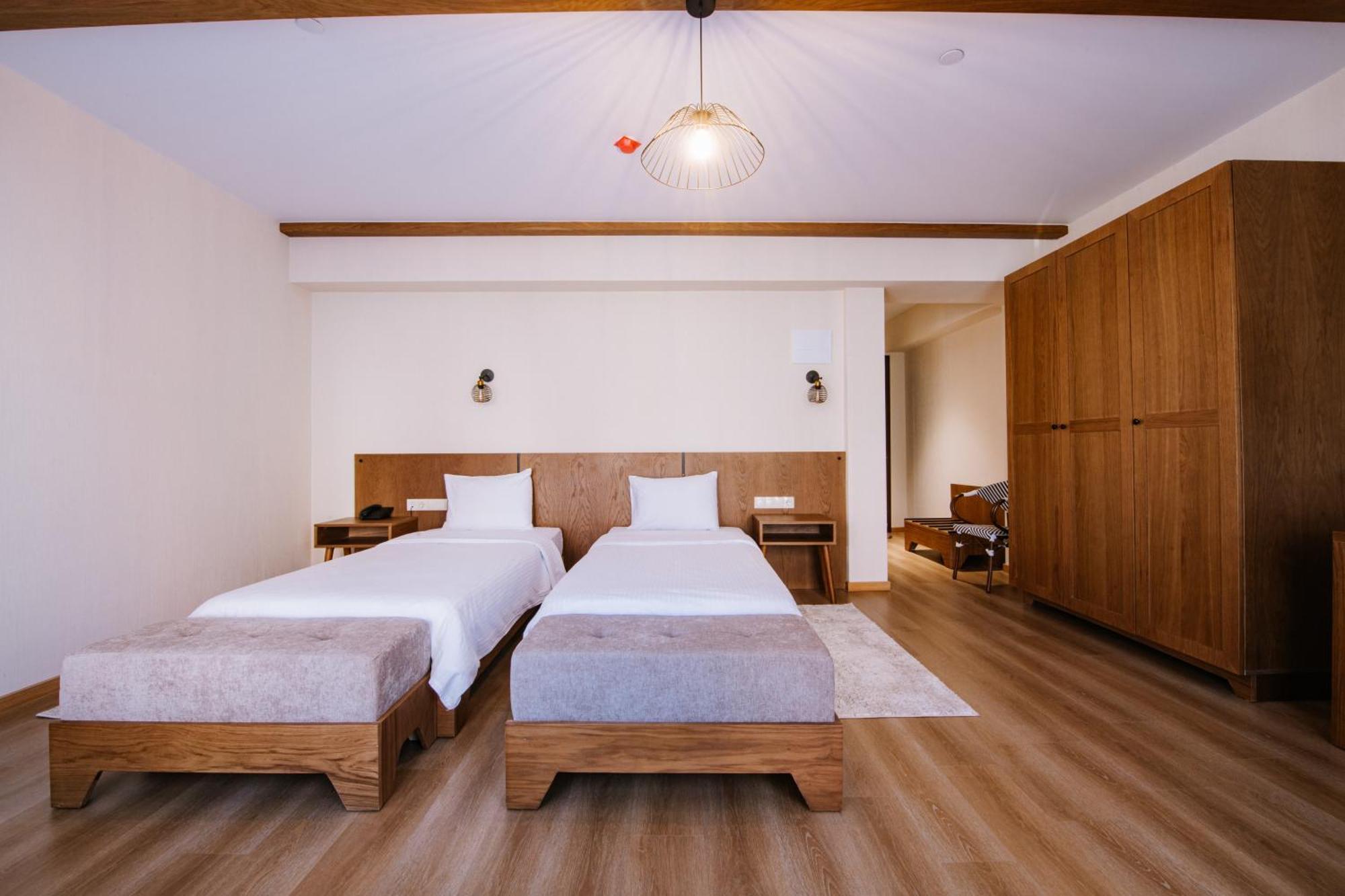 Gudauri Inn Bilik gambar A room at the hotel